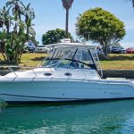  is a Robalo R305 Walkaround Yacht For Sale in San Diego-4