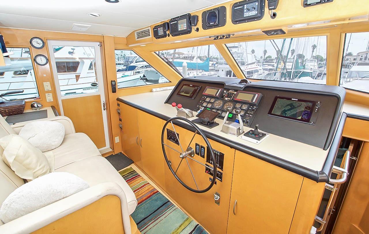 Daydreamer is a Hatteras Cockpit Motor Yacht Yacht For Sale in San Diego-0