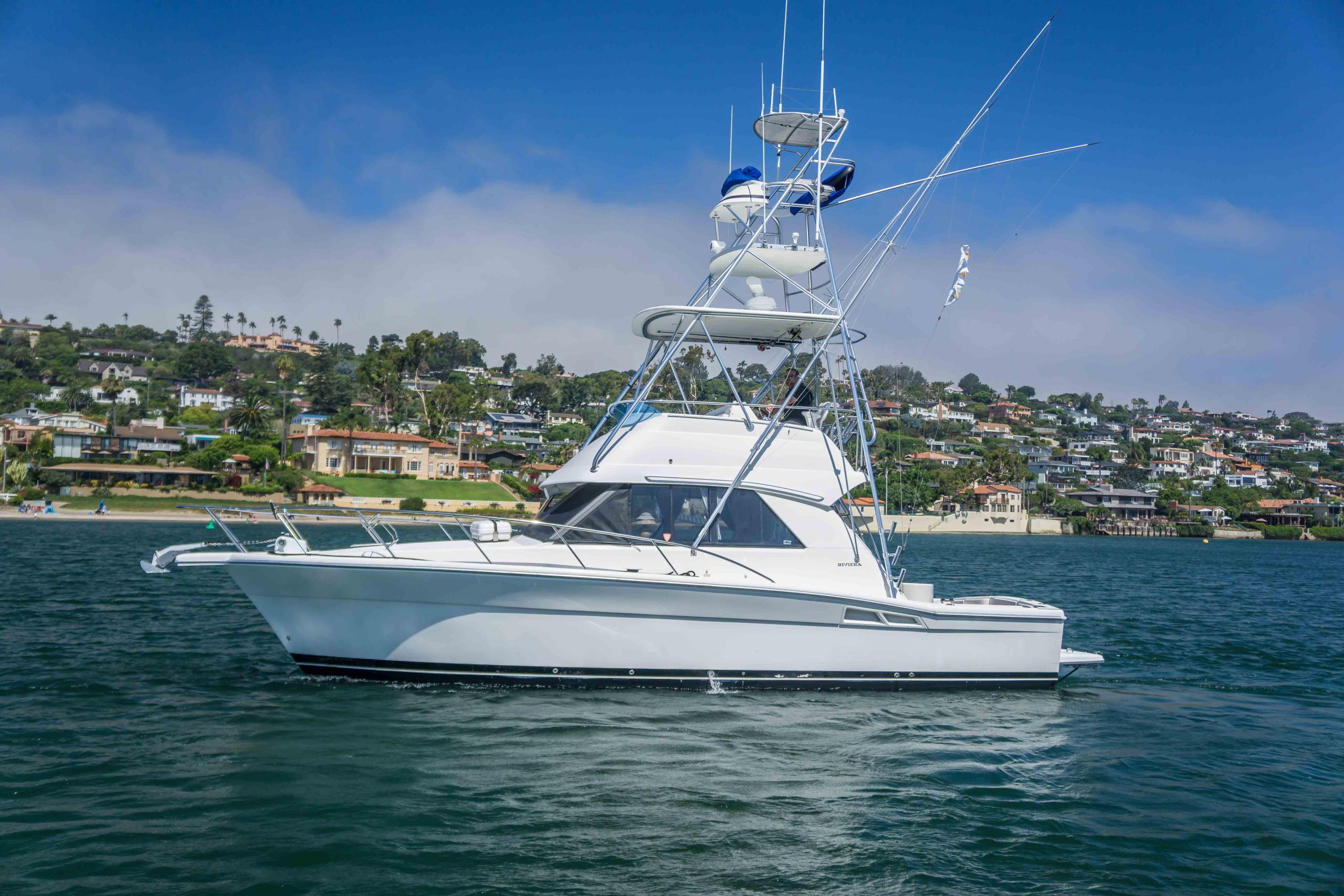 VINES & LINES is a Riviera 36 Flybridge Yacht For Sale in San Diego-0
