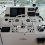 Cabo 31 Express Helm