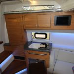 Boston Whaler 380 Realm Lounge