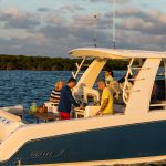 Boston Whaler 420 Outrage Grill