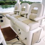 Boston Whaler 380 Outrage Helm Seating