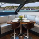 Ocean Alexander 70 Motoryacht Lounge