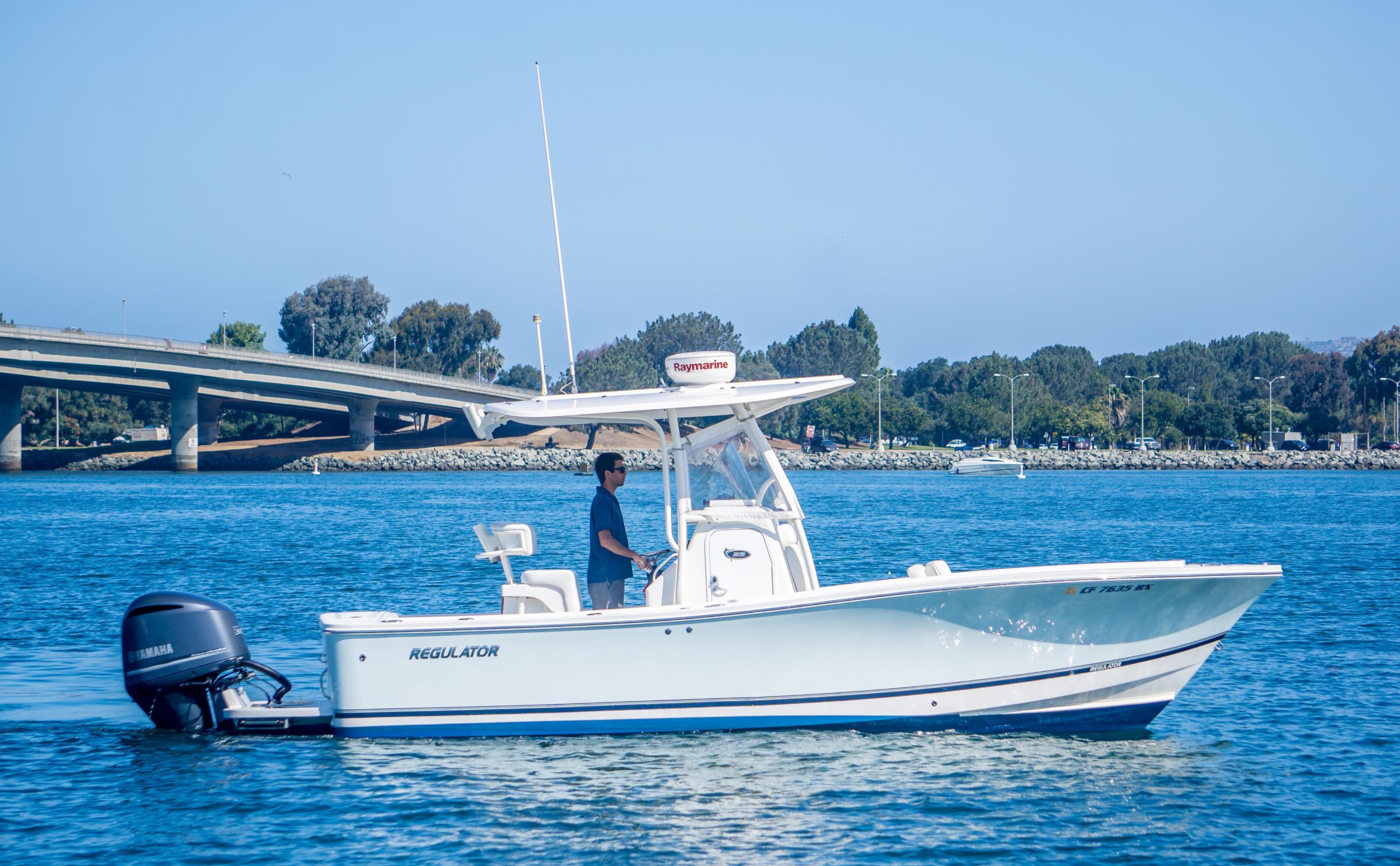  is a Regulator 23 Center Console Yacht For Sale in San Diego-0