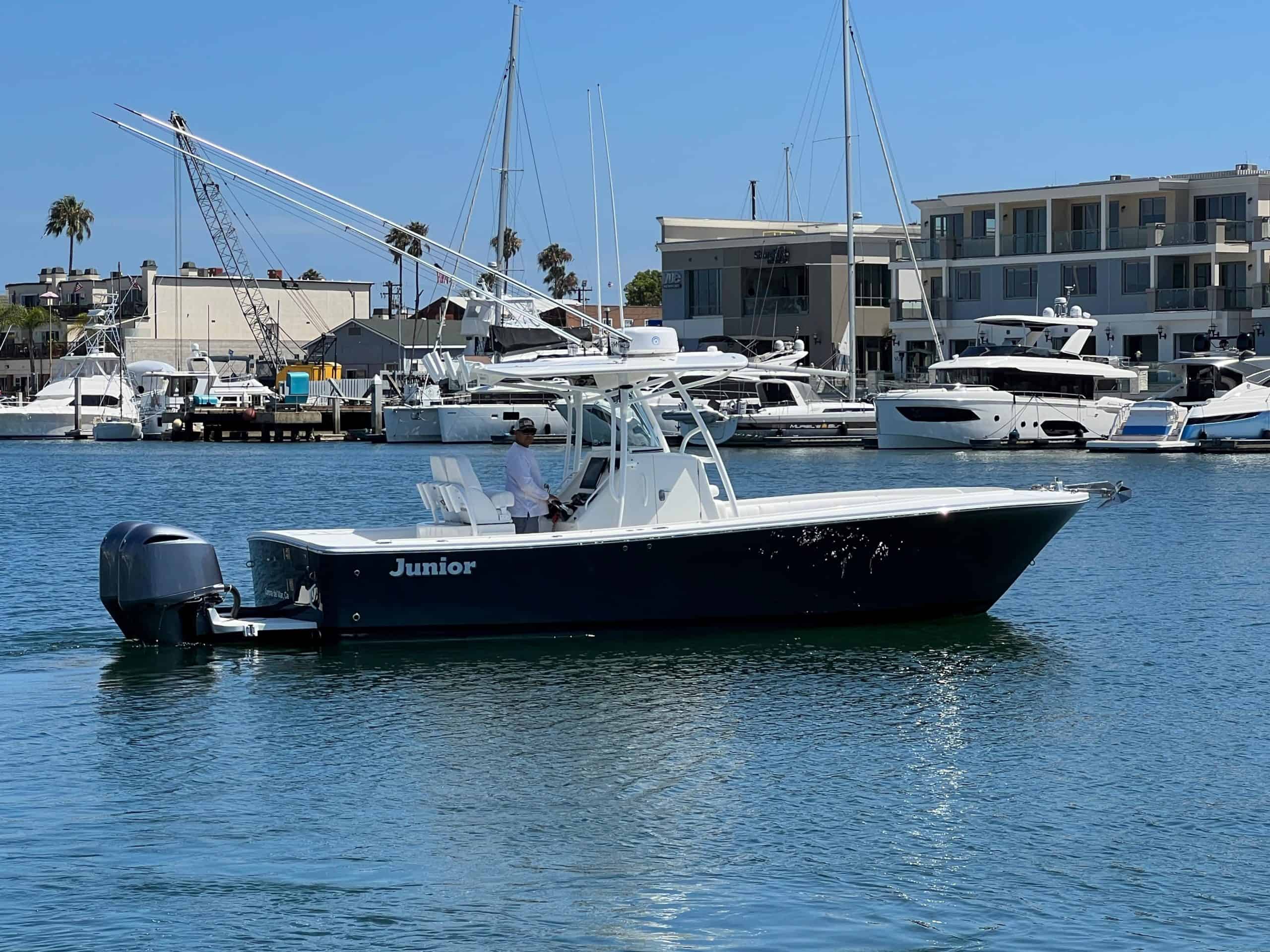  is a Regulator 28 Forward Seating Yacht For Sale in Newport Beach-0
